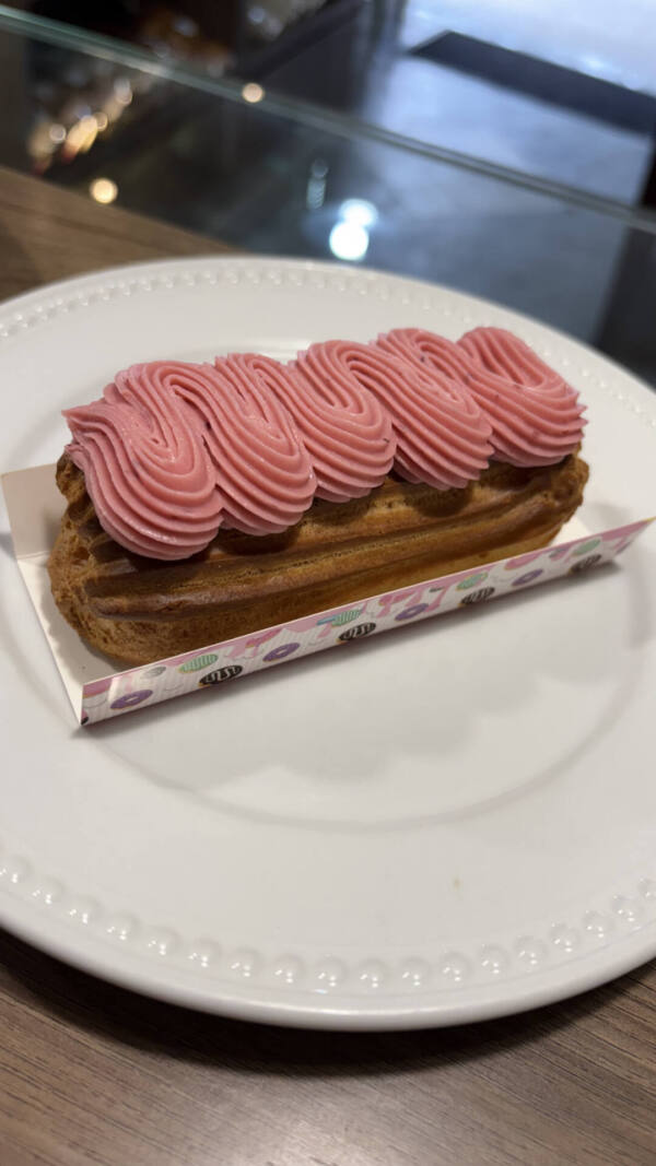 Éclair de Frutas do Bosque